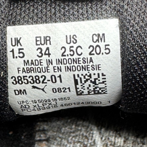 Puma Black and Blue Sneakers Dynamic Design - Picture 8 of 14